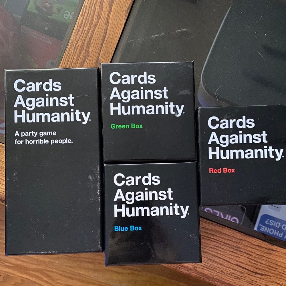 Cards Against Humanity Set